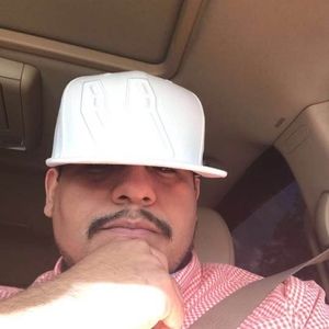 Meet your Posher, Javier